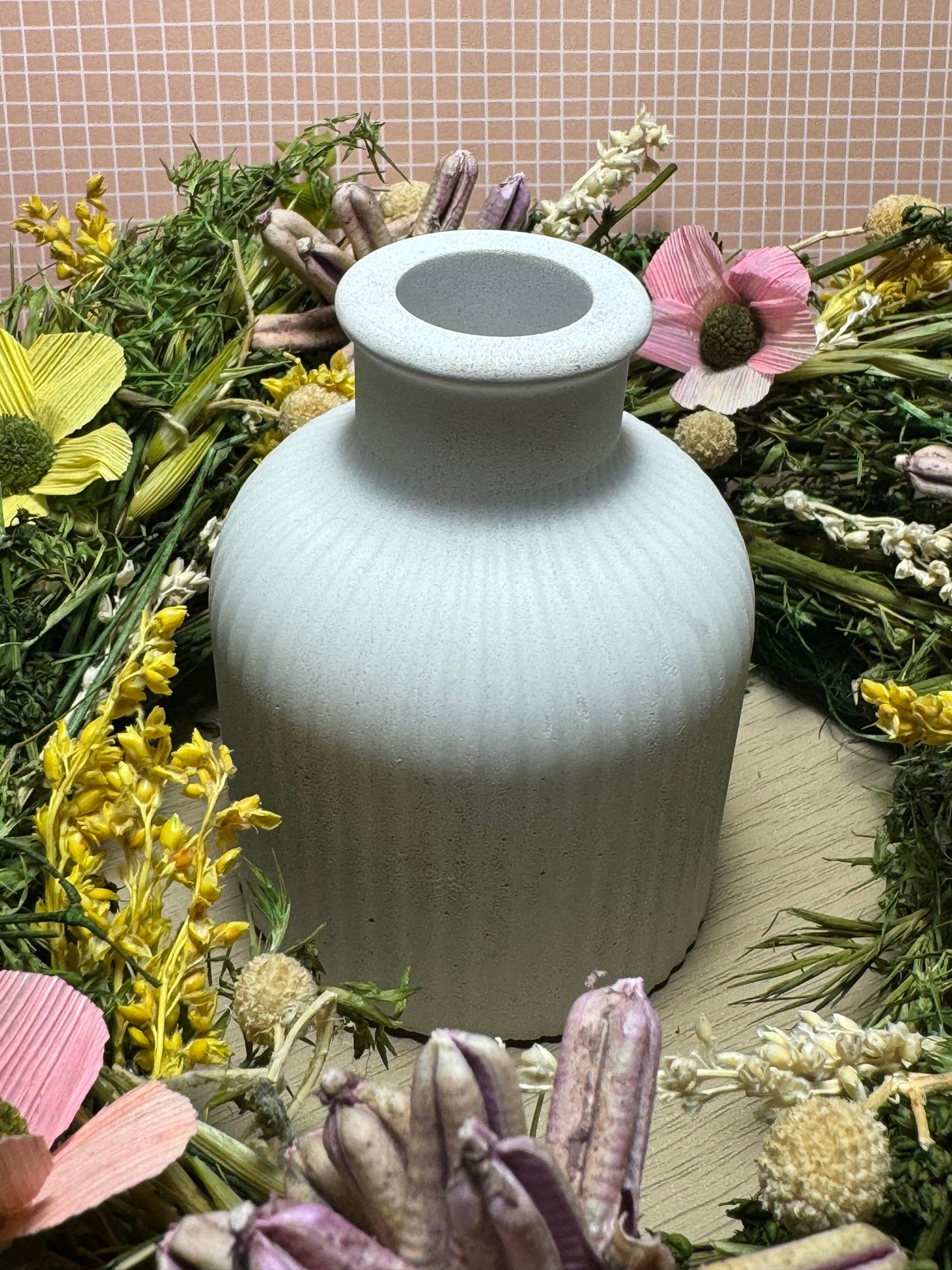 Modern Jesmonite Decorative Vase – Handmade AC730 Stone Texture Vase for Flowers or Shelf Styling